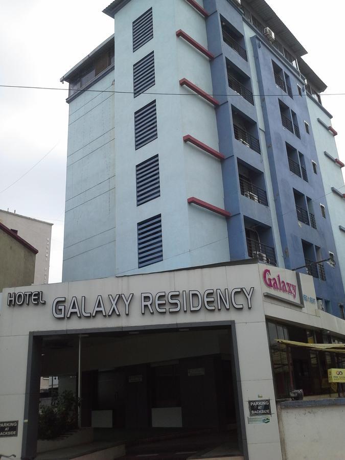 Hotel Galaxy Residency Васаи Экстерьер фото
